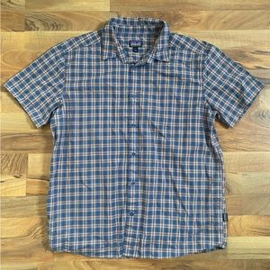 Patagonia Puckerware Organic Cotton Short Sleeved Button Down Shirt
